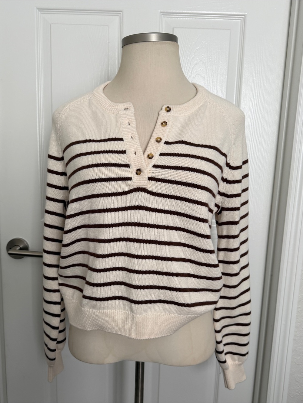 NWT French Connection Women’s L Cream Brown Stripe 100% Cotton Henley Sweater